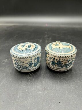 Royal China currier & Ives Blue and White Decorative Ceramic salt and pepper